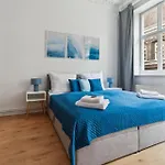 Moderne Ambient Direkt In Der Luebecker Altstadt 吕贝克