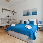 Moderne Ambient Direkt In Der Luebecker Altstadt