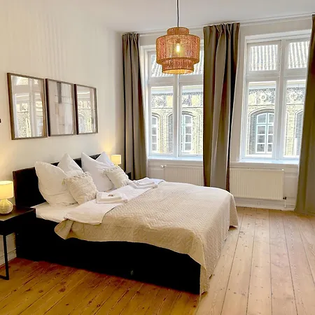 Moderne Ambient Direkt In Der Luebecker Altstadt Lubeck