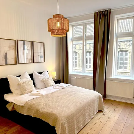 Moderne Ambient Direkt In Der Luebecker Altstadt