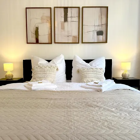 Moderne Ambient Direkt In Der Luebecker Altstadt Apartment